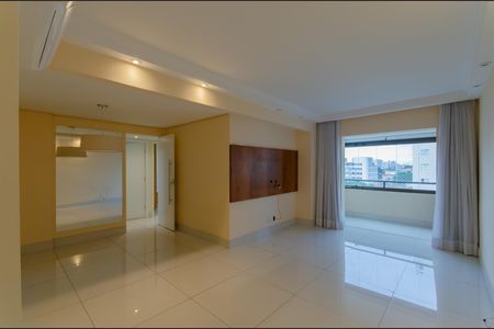 Sala de apartamento para alugar com 3 quartos, 84m² em Vila Mariana, São Paulo
