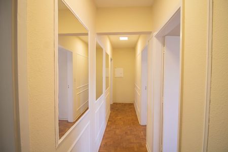 Apartamento à venda com 91m², 2 quartos e sem vaga Apartamento à venda com 91m², 2 quartos e sem vagaCORREDOR