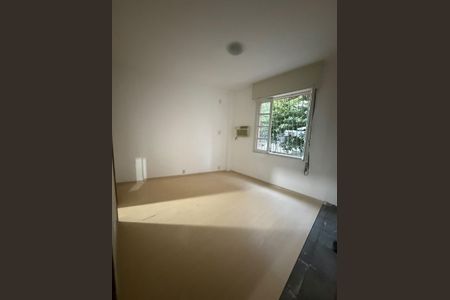 Apartamento à venda com 33m², 1 quarto e sem vaga Apartamento à venda com 33m², 1 quarto e sem vagaQuarto