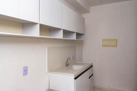 Cozinha de apartamento à venda com 2 quartos, 45m² em Jardim Egle, São Paulo