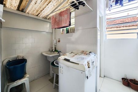 Apartamento à venda com 70m², 2 quartos e 1 vaga Apartamento à venda com 70m², 2 quartos e 1 vagaÁrea de Serviço