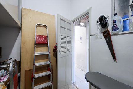 Apartamento à venda com 70m², 2 quartos e 1 vaga Apartamento à venda com 70m², 2 quartos e 1 vagaQuarto de Serviço