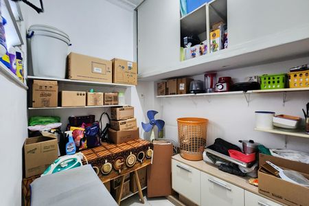 Apartamento à venda com 70m², 2 quartos e 1 vaga Apartamento à venda com 70m², 2 quartos e 1 vagaQuarto de Serviço