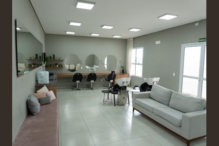 Apartamento para alugar com 60m², 2 quartos e 1 vaga Apartamento para alugar com 60m², 2 quartos e 1 vagaSalão de beleza