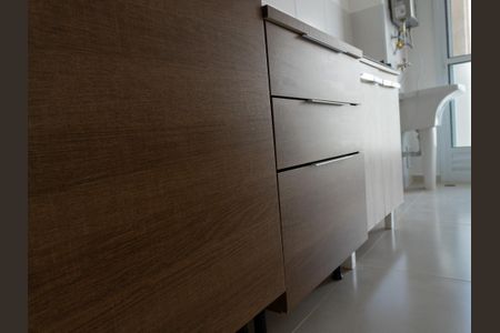 Apartamento para alugar com 60m², 2 quartos e 1 vaga Apartamento para alugar com 60m², 2 quartos e 1 vagaCozinha - Armários