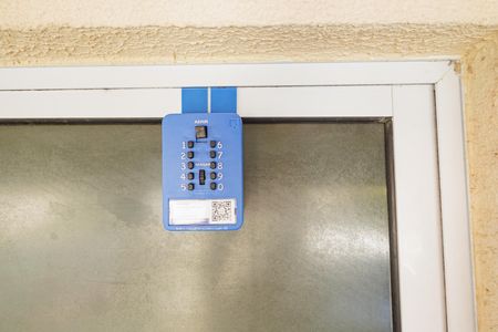 Casa de condomínio para alugar com 60m², 2 quartos e 1 vaga Casa de condomínio para alugar com 60m², 2 quartos e 1 vagaLockbox