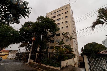 Apartamento para alugar com 52m², 2 quartos e 1 vaga Apartamento para alugar com 52m², 2 quartos e 1 vagaFachada