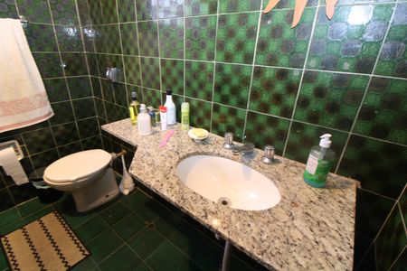 Casa para alugar com 135m², 3 quartos e 1 vagabanheiro social