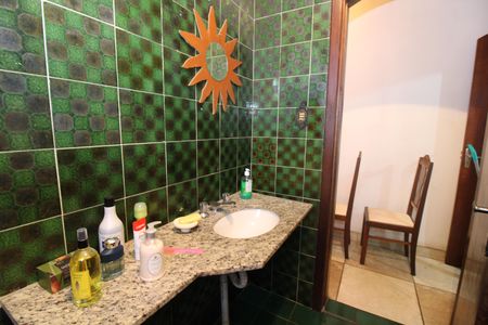 Casa para alugar com 135m², 3 quartos e 1 vagabanheiro social