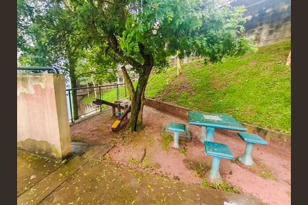 Apartamento para alugar com 60m², 2 quartos e sem vagaÁrea comum