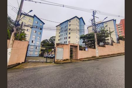 Apartamento para alugar com 60m², 2 quartos e sem vagaFachada + Placa