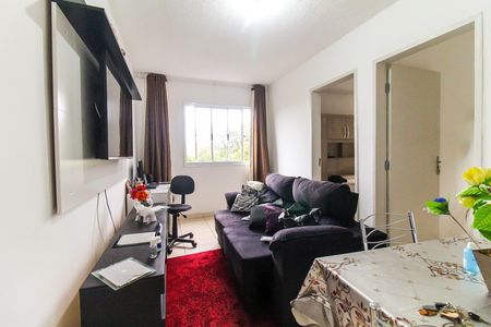 Sala de apartamento para alugar com 2 quartos, 60m² em Jardim Fanganiello, Ferraz de Vasconcelos