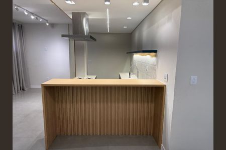 Cozinha de apartamento à venda com 3 quartos, 105m² em Santo Antônio, Belo Horizonte
