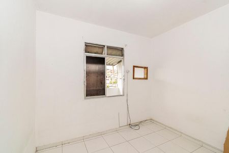 Quarto de apartamento à venda com 1 quarto, 50m² em Brás de Pina, Rio de Janeiro