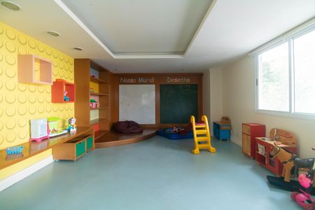 Apartamento para alugar com 120m², 3 quartos e 2 vagas Apartamento para alugar com 120m², 3 quartos e 2 vagasÁrea comum