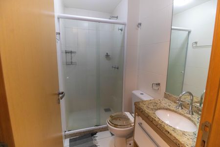 Apartamento para alugar com 120m², 3 quartos e 2 vagas Apartamento para alugar com 120m², 3 quartos e 2 vagasBanheiro Social