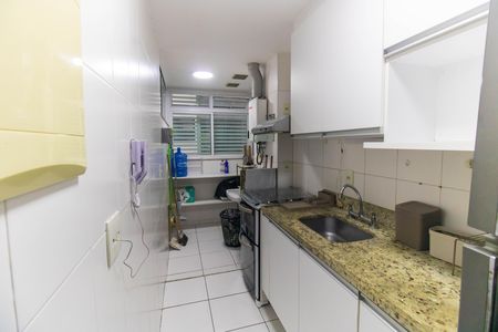 Apartamento para alugar com 120m², 3 quartos e 2 vagas Apartamento para alugar com 120m², 3 quartos e 2 vagasCozinha e Área de Serviço