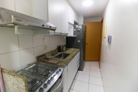 Apartamento para alugar com 120m², 3 quartos e 2 vagas Apartamento para alugar com 120m², 3 quartos e 2 vagasCozinha e Área de Serviço