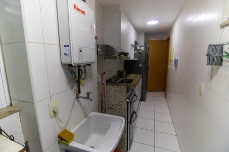 Apartamento para alugar com 120m², 3 quartos e 2 vagas Apartamento para alugar com 120m², 3 quartos e 2 vagasCozinha e Área de Serviço