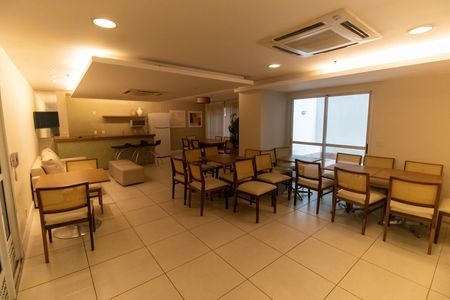 Apartamento para alugar com 120m², 3 quartos e 2 vagas Apartamento para alugar com 120m², 3 quartos e 2 vagasÁrea comum