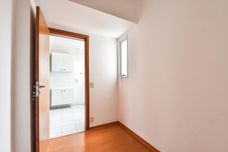 Apartamento para alugar com 118m², 3 quartos e 3 vagas Apartamento para alugar com 118m², 3 quartos e 3 vagasQuarto de serviço