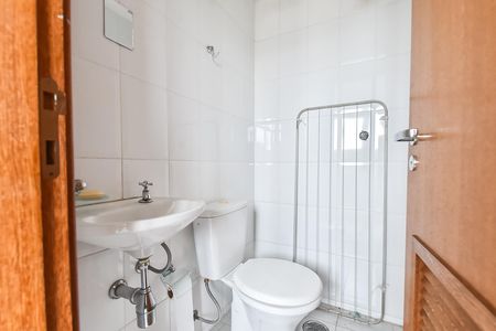 Apartamento para alugar com 118m², 3 quartos e 3 vagas Apartamento para alugar com 118m², 3 quartos e 3 vagasBanheiro de serviço