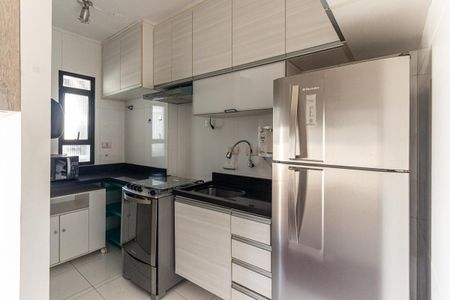 Cozinha de apartamento para alugar com 1 quarto, 68m² em Consolação, São Paulo