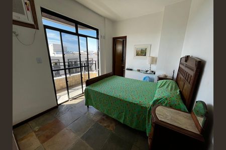 Apartamento para alugar com 185m², 3 quartos e 2 vagas