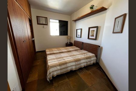 Apartamento para alugar com 185m², 3 quartos e 2 vagas