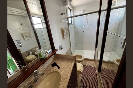 Apartamento para alugar com 185m², 3 quartos e 2 vagas