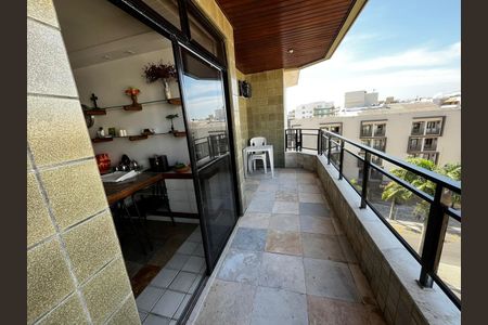 Apartamento para alugar com 185m², 3 quartos e 2 vagas