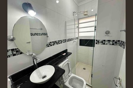 Casa de condomínio à venda com 114m², 2 quartos e 3 vagas Casa de condomínio à venda com 114m², 2 quartos e 3 vagasBanheiro - piso superior