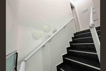 Sala de casa de condomínio à venda com 2 quartos, 114m² em Jardim California, Barueri