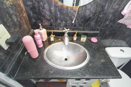 Apartamento para alugar com 60m², 2 quartos e 1 vaga Apartamento para alugar com 60m², 2 quartos e 1 vagaBanheiro