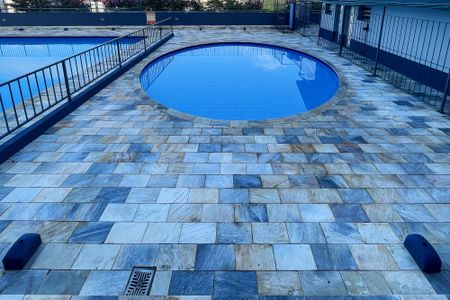 Apartamento para alugar com 60m², 2 quartos e 1 vaga Apartamento para alugar com 60m², 2 quartos e 1 vagaÁrea comum - Piscina