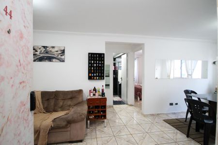 Entrada de apartamento para alugar com 2 quartos, 60m² em Lajeado, Cotia