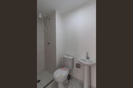 Apartamento à venda com 36m², 2 quartos e sem vaga Apartamento à venda com 36m², 2 quartos e sem vagaBanheiro