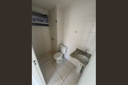 Apartamento para alugar com 47m², 2 quartos e 1 vaga Apartamento para alugar com 47m², 2 quartos e 1 vagaBanheiro