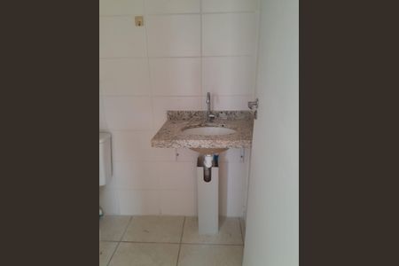 Apartamento para alugar com 47m², 2 quartos e 1 vaga Apartamento para alugar com 47m², 2 quartos e 1 vagaBanheiro