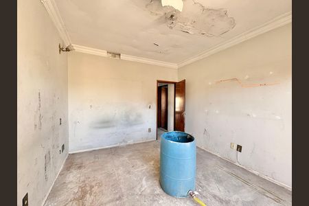 Casa à venda com 130m², 2 quartos e 2 vagas Casa à venda com 130m², 2 quartos e 2 vagasSuíte 2