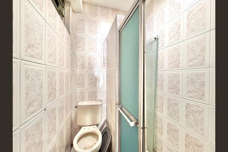 Casa à venda com 130m², 2 quartos e 2 vagas Casa à venda com 130m², 2 quartos e 2 vagasBanheiro de serviço