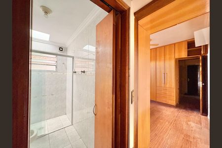 Casa à venda com 130m², 2 quartos e 2 vagas Casa à venda com 130m², 2 quartos e 2 vagasSuíte 1