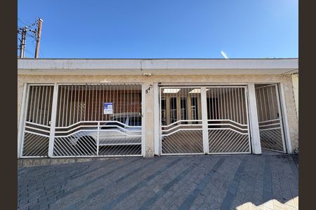 Casa à venda com 130m², 2 quartos e 2 vagas