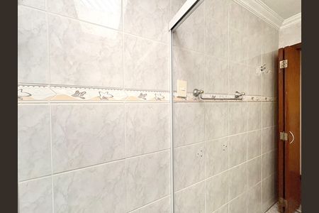 Casa à venda com 130m², 2 quartos e 2 vagas Casa à venda com 130m², 2 quartos e 2 vagasBanheiro da Suíte 1