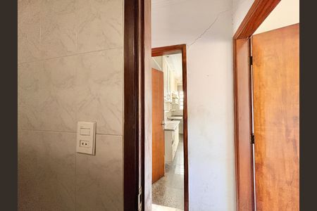 Casa à venda com 130m², 2 quartos e 2 vagas Casa à venda com 130m², 2 quartos e 2 vagasLavabo