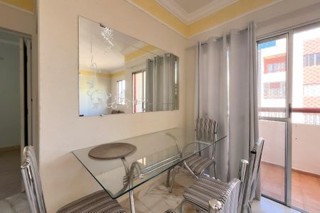 Apartamento para alugar com 61m², 2 quartos e 1 vagaSala