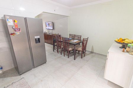 Apartamento à venda com 100m², 2 quartos e 1 vaga Apartamento à venda com 100m², 2 quartos e 1 vagaCozinha