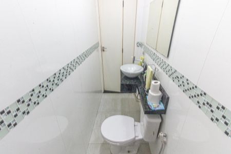 Apartamento à venda com 100m², 2 quartos e 1 vaga Apartamento à venda com 100m², 2 quartos e 1 vagaBanheiro 2