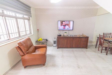 Apartamento à venda com 100m², 2 quartos e 1 vaga Apartamento à venda com 100m², 2 quartos e 1 vagaSala