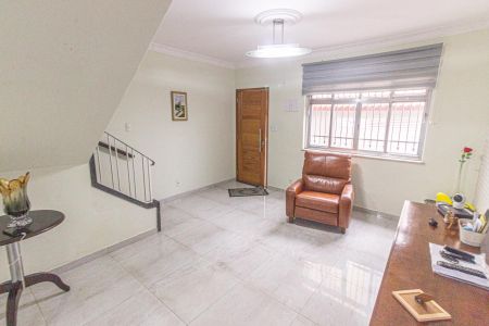 Apartamento à venda com 100m², 2 quartos e 1 vaga Apartamento à venda com 100m², 2 quartos e 1 vagaSala